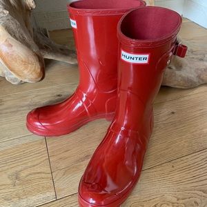 Women’s Hunter Rain Boots size 8 (39).